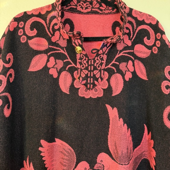 Pink and Black Bird Pattern Poncho - Picture 2 of 6